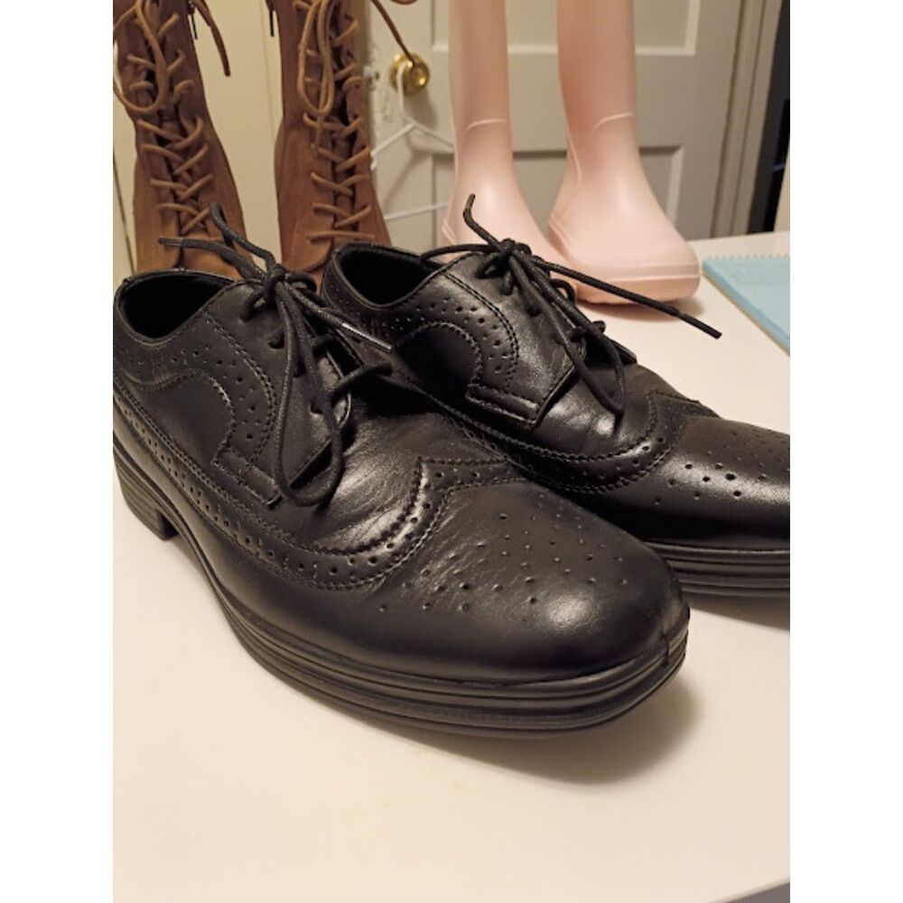 Deer Stags Wingtip style kids dress shoe